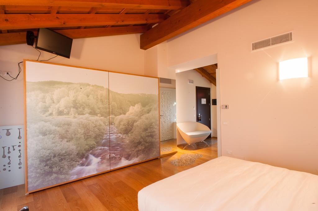 Elliot Osteria E Dormire In Collina 만자노 외부 사진